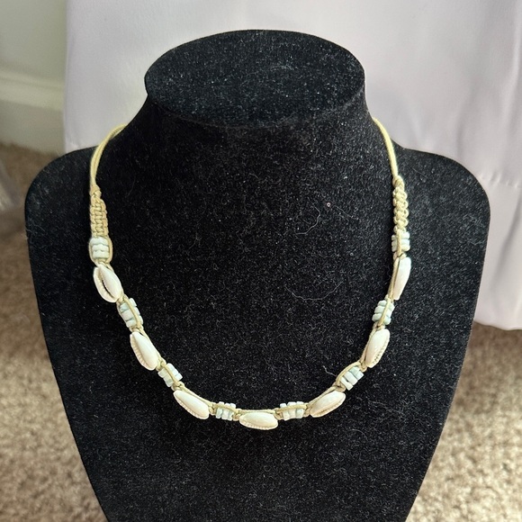 Poocha Shell Beaded Necklace - Picture 2 of 6
